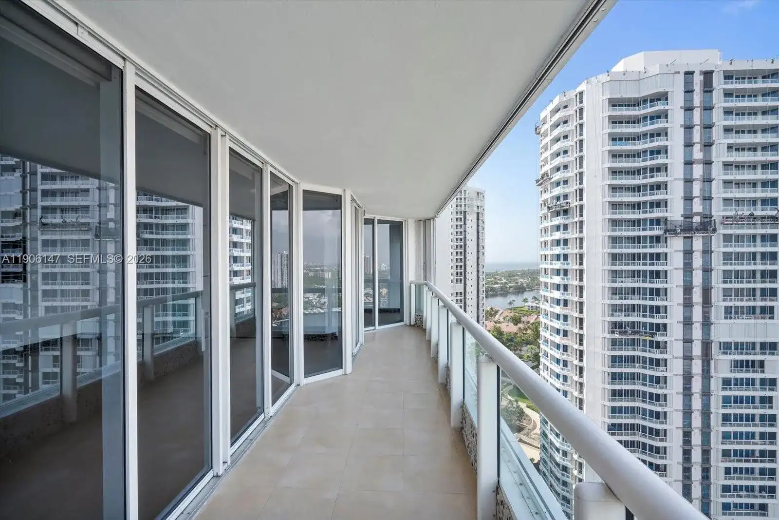 21205 NE 37th Ave # 2204, Aventura FL 33180 photo 3