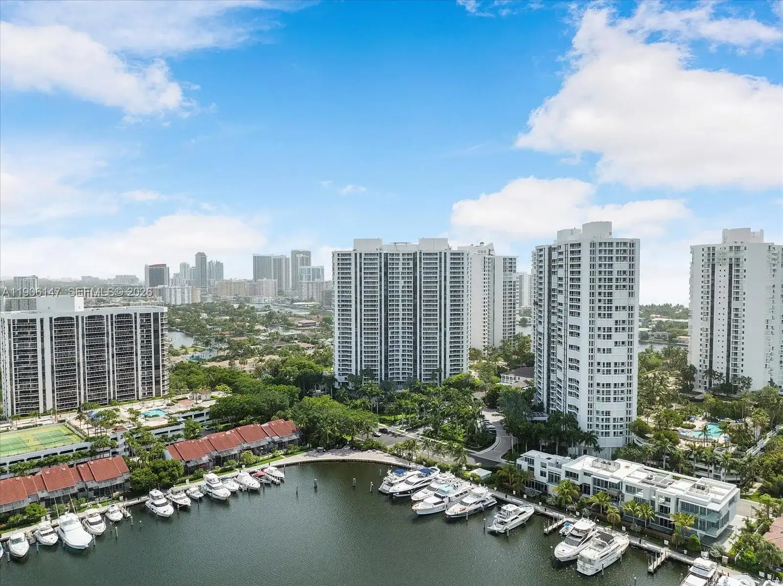 21205 NE 37th Ave # 2204, Aventura FL 33180 photo 4