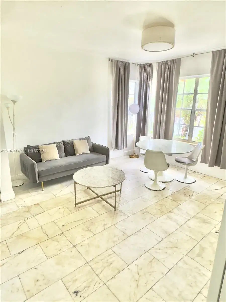 1526 Pennsylvania Ave # 2, Miami Beach FL 33139 photo 2