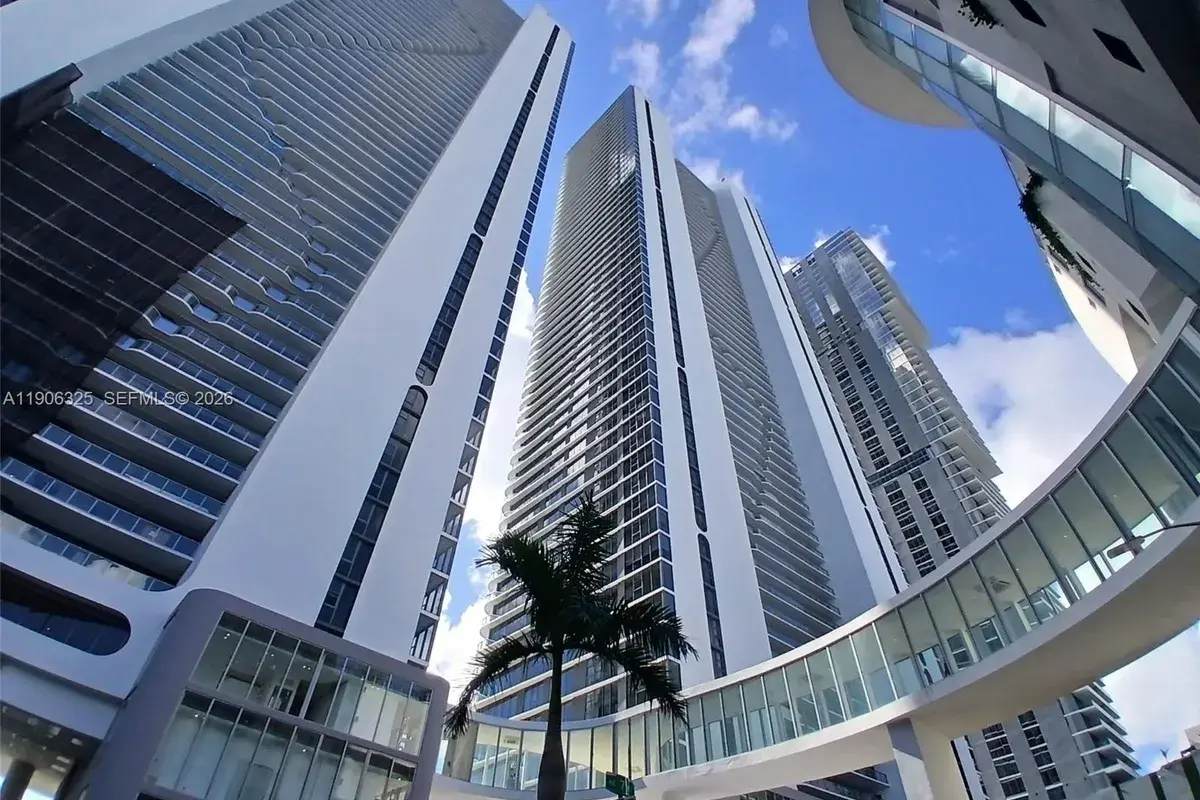 700 NE 24 # 203, Miami FL 33137