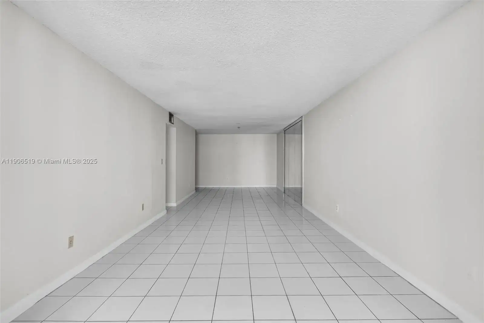 7345 W 4th Ave # 402, Hialeah FL 33014 photo 4
