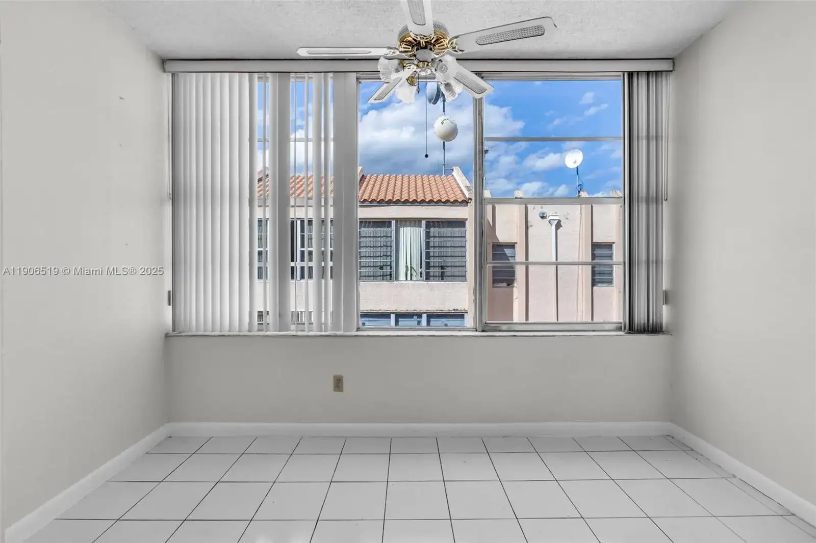 7345 W 4th Ave # 402, Hialeah FL 33014 photo 5