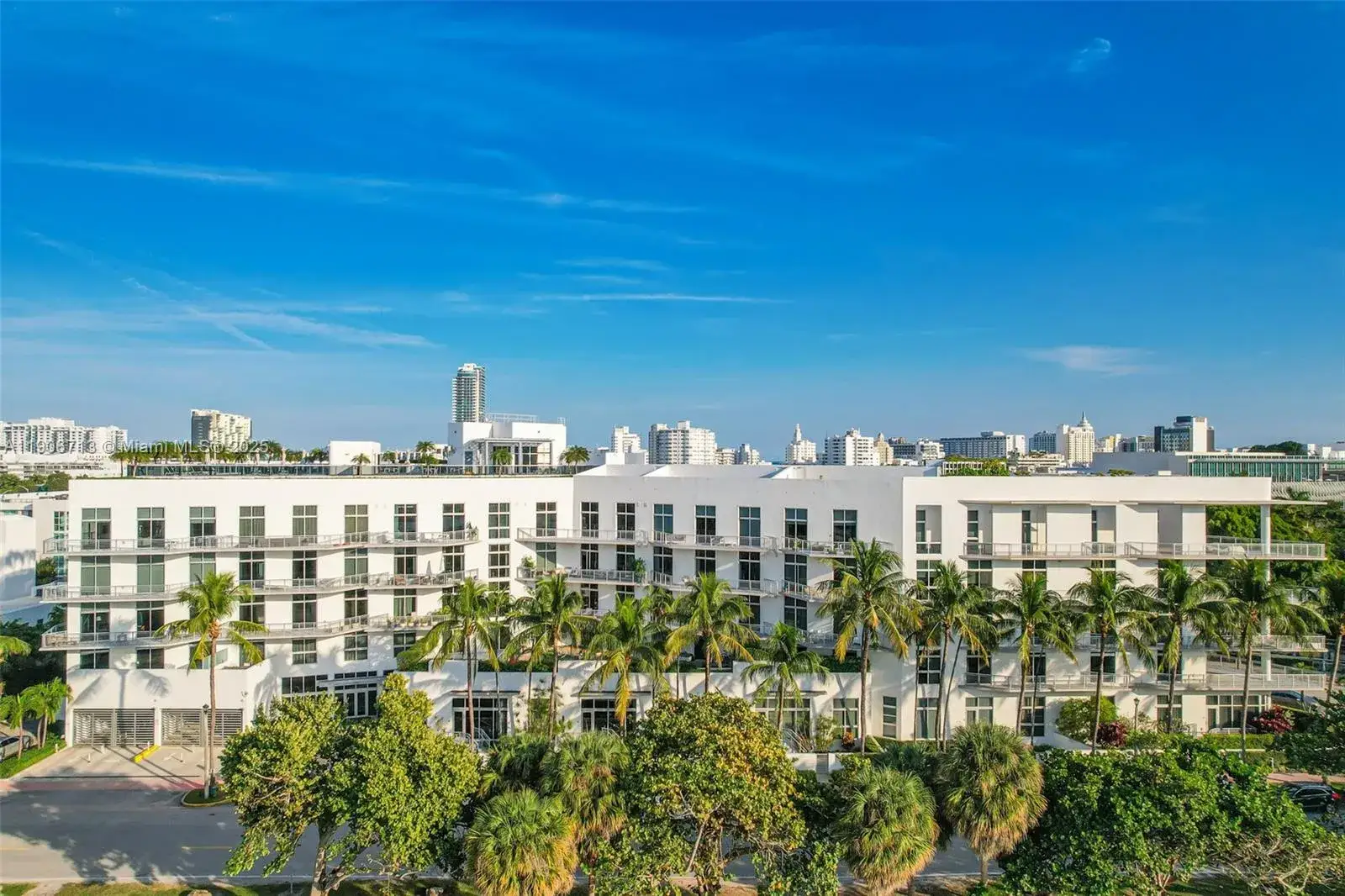 2 bedroom 2 bath Residential for sale at 2001 Meridian Ave # 307, Miami Beach FL 33139