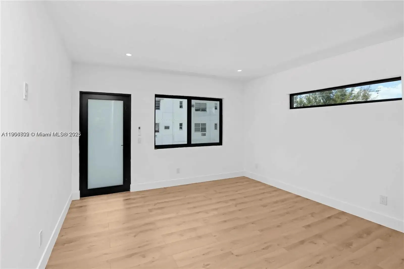 419 78 St # 3, Miami Beach FL 33141 photo 4