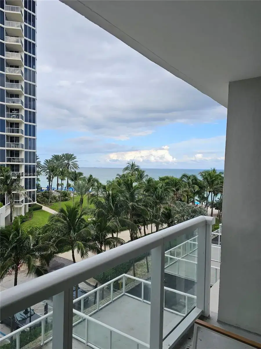19201 Collins Ave # 324, Sunny Isles Beach FL 33160 photo 2