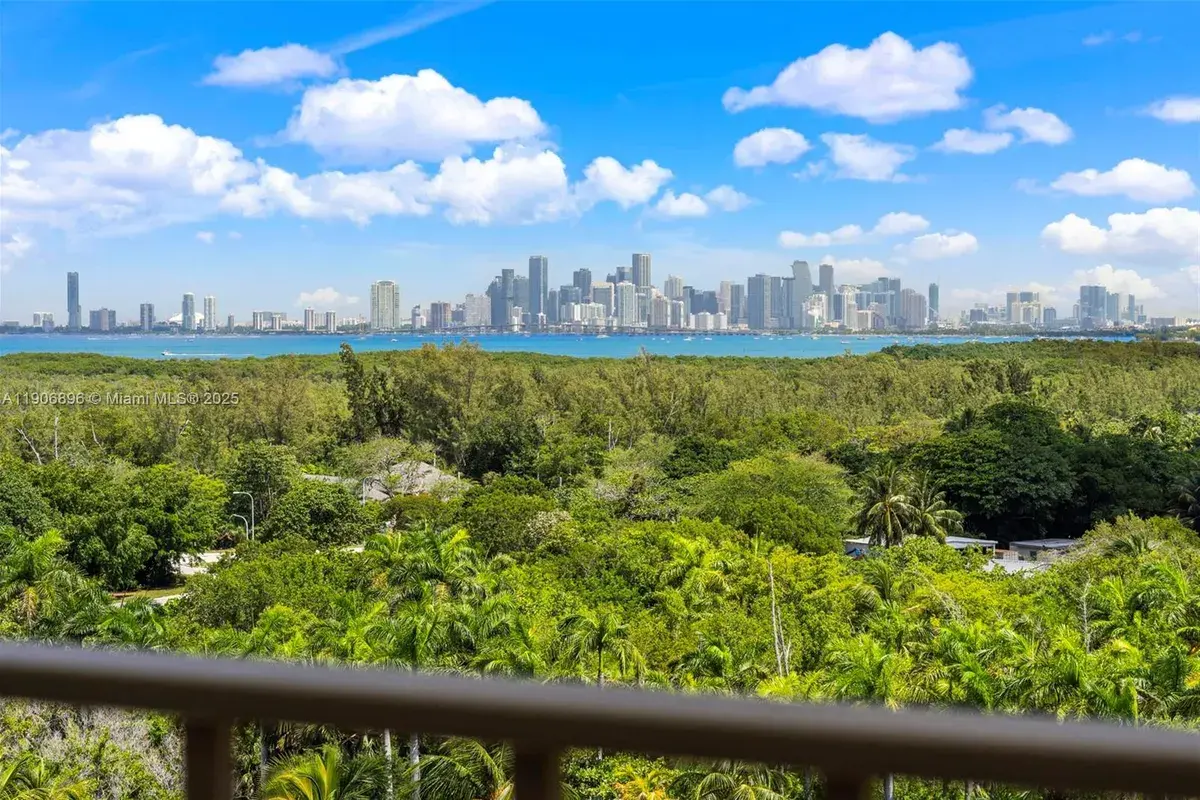 155 Ocean Lane Dr # 1104, Key Biscayne FL 33149