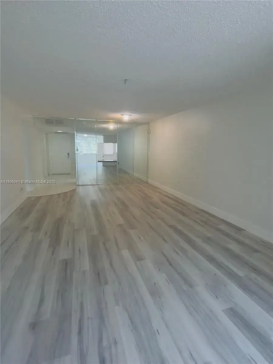 443 NE 195th St # 338, Miami FL 33179 photo 4