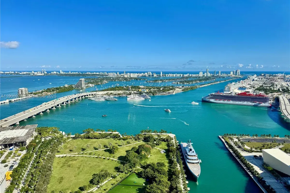 900 Biscayne Blvd # 5005, Miami FL 33132