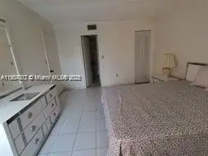 4707 NW 7th St # 8, Miami FL 33126 photo 4