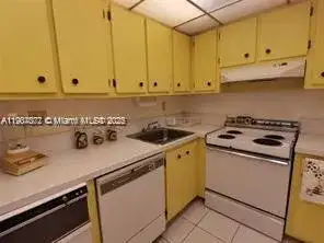 4707 NW 7th St # 8, Miami FL 33126 photo 5