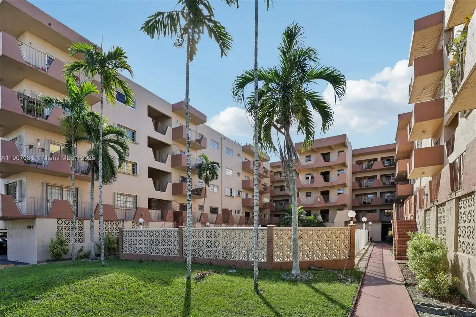 1630 W 46th St # 208F, Hialeah FL 33012 photo 5