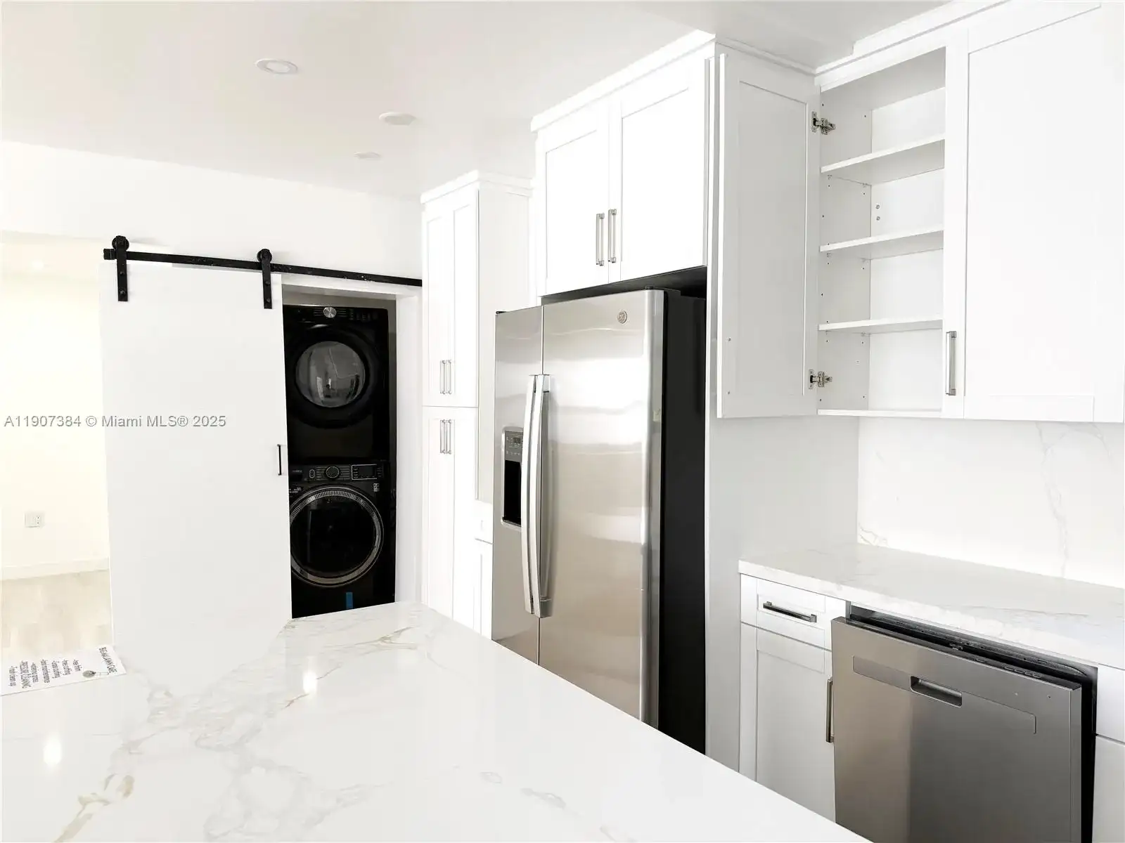631 NE 171st St, North Miami Beach FL 33162 photo 2