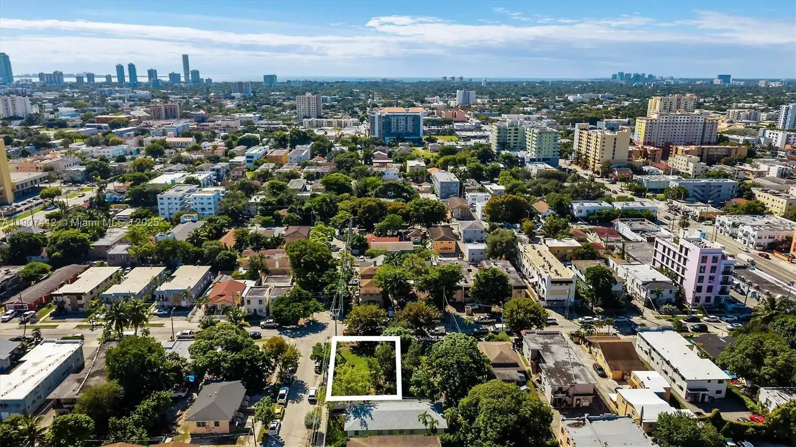 1101 NW 5th St, Miami FL 33128 photo 4