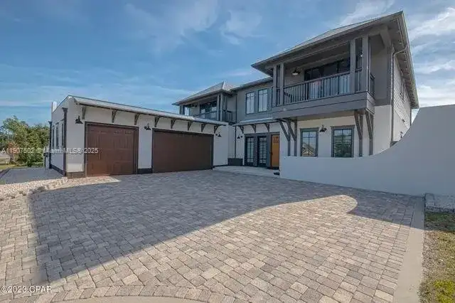107 Lake Merial Blvd, Other City - In The State Of Florida FL 32409 photo 4
