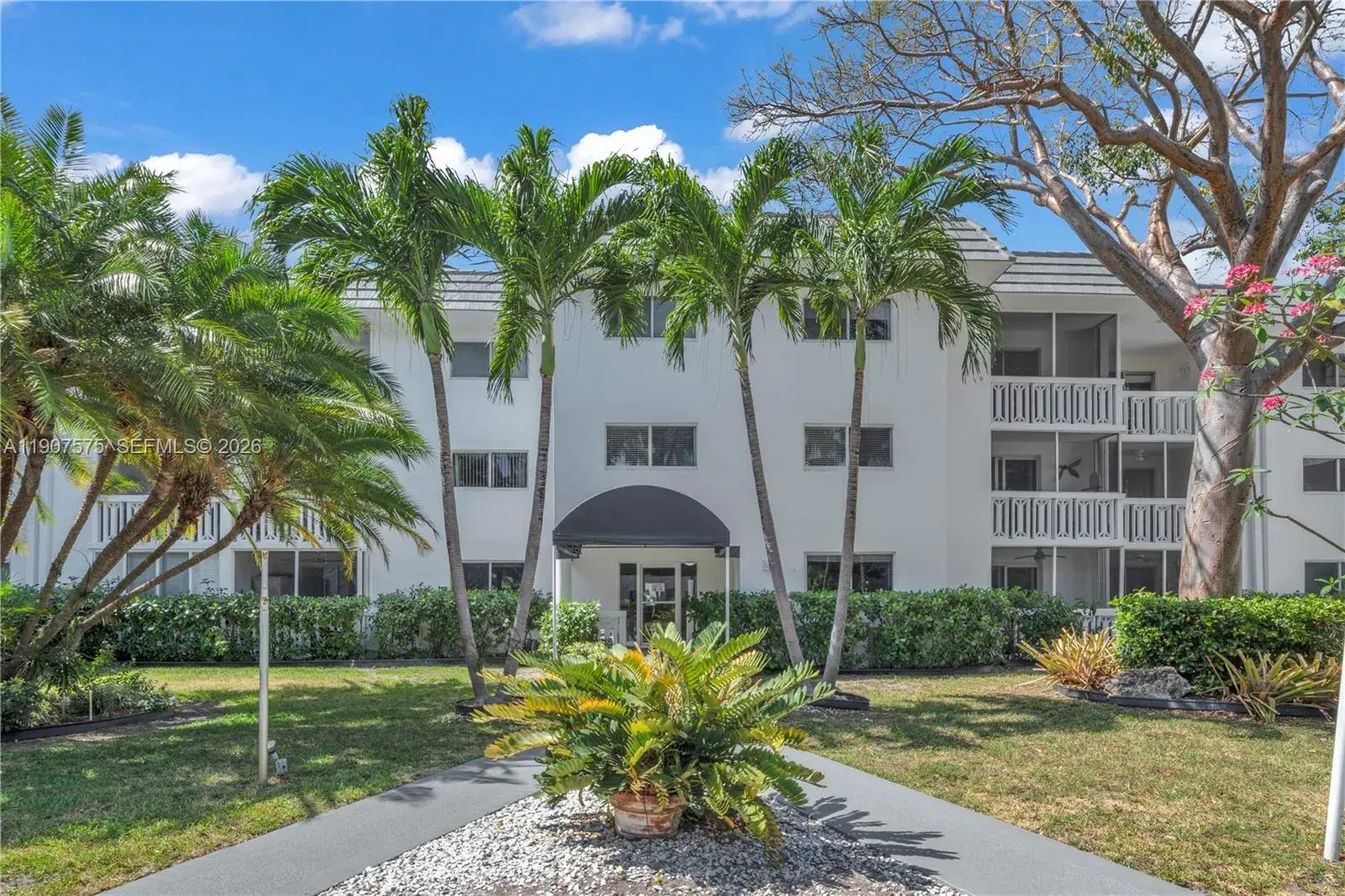 200 Galen Dr # 308, Key Biscayne FL 33149