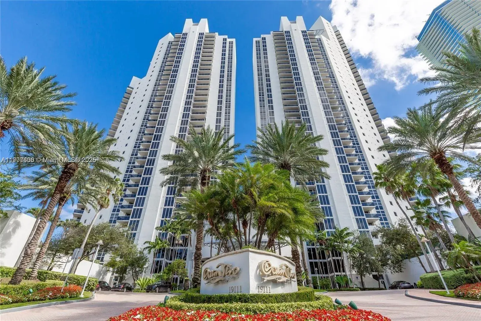 19111 Collins Ave # 607, Sunny Isles Beach FL 33160