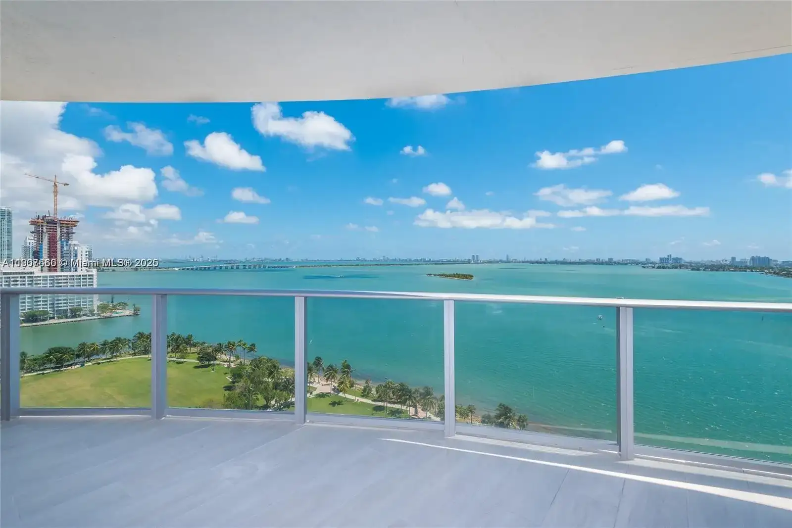 488 NE 18th St # 1815, Miami FL 33132 photo 2