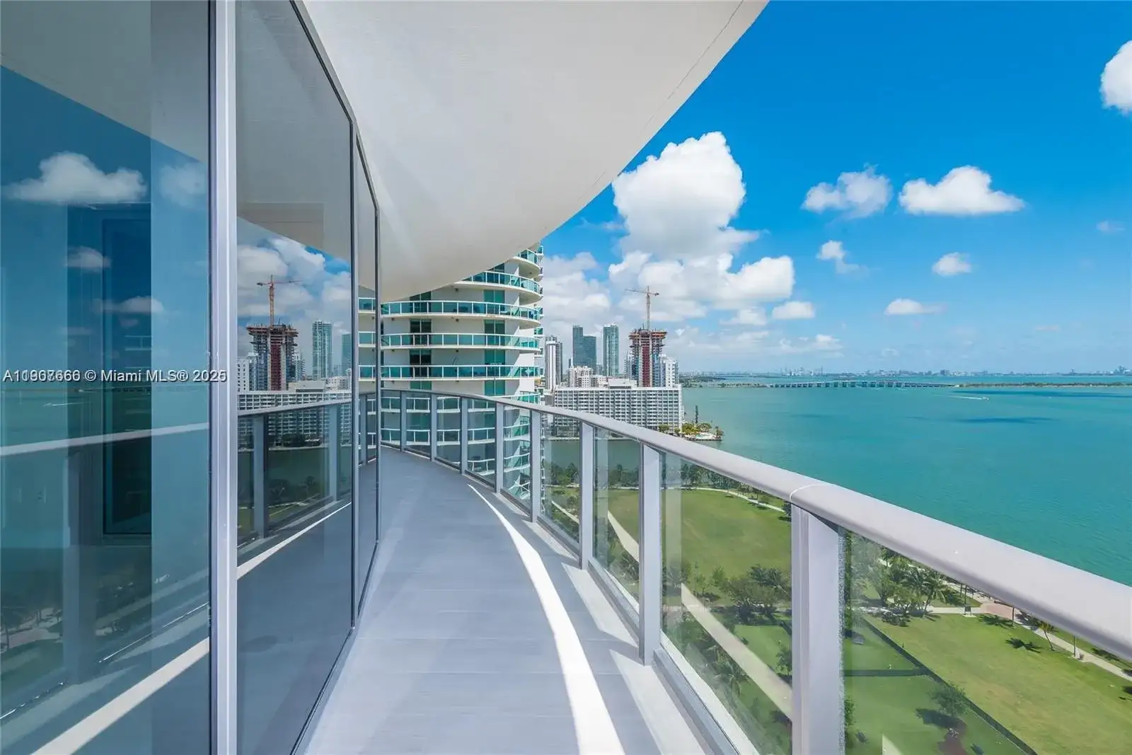 488 NE 18th St # 1815, Miami FL 33132 photo 3
