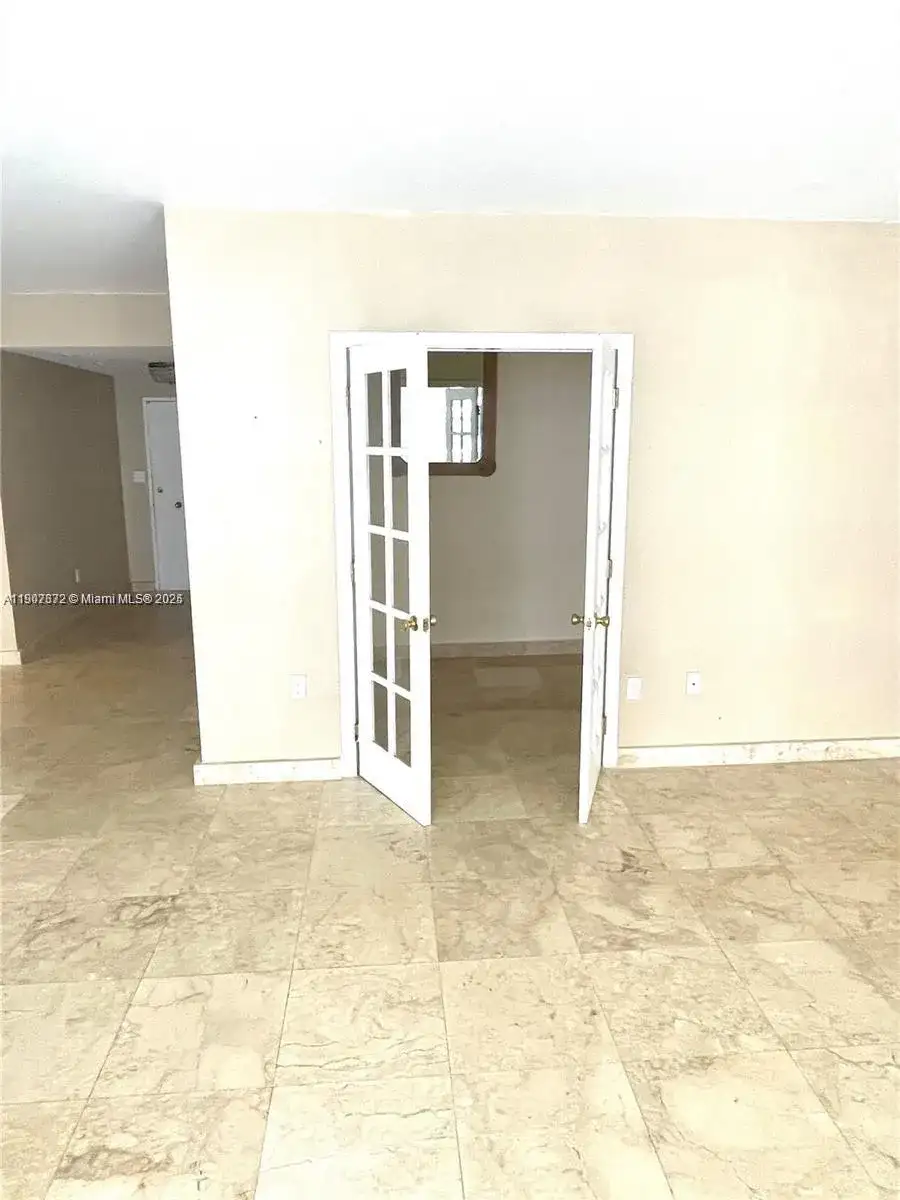 5255 Collins Ave # 7B, Miami Beach FL 33140 photo 5