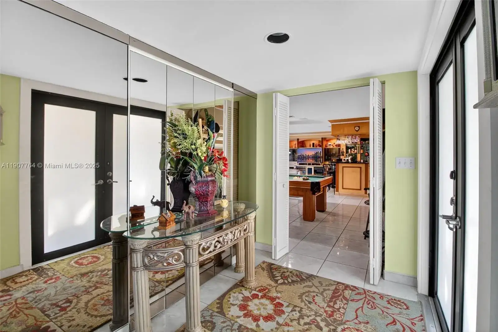 15010 Dunbarton Pl, Miami Lakes FL 33016 photo 5