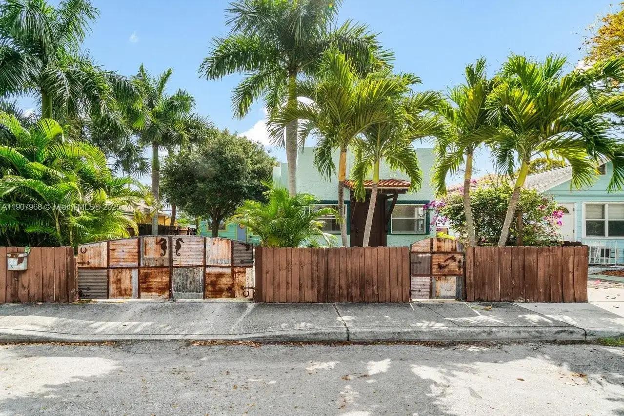 416 S L St # 416, Lake Worth FL 33460 photo 2