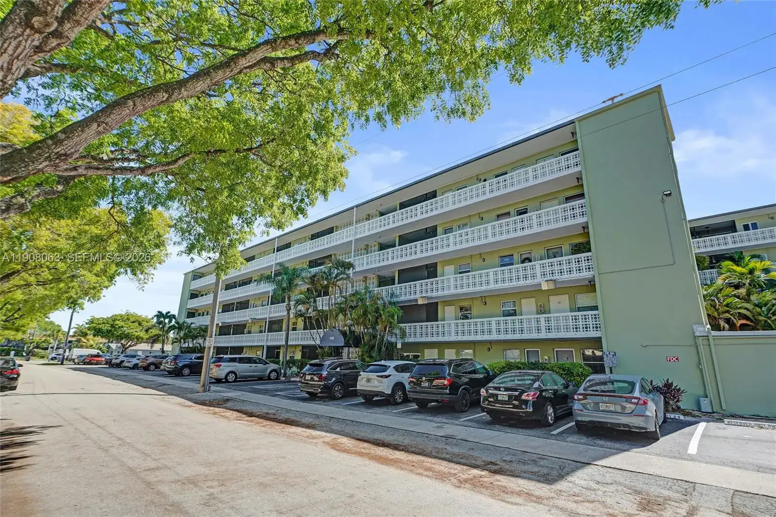 1425 Arthur St # 301A, Hollywood FL 33020 photo 2