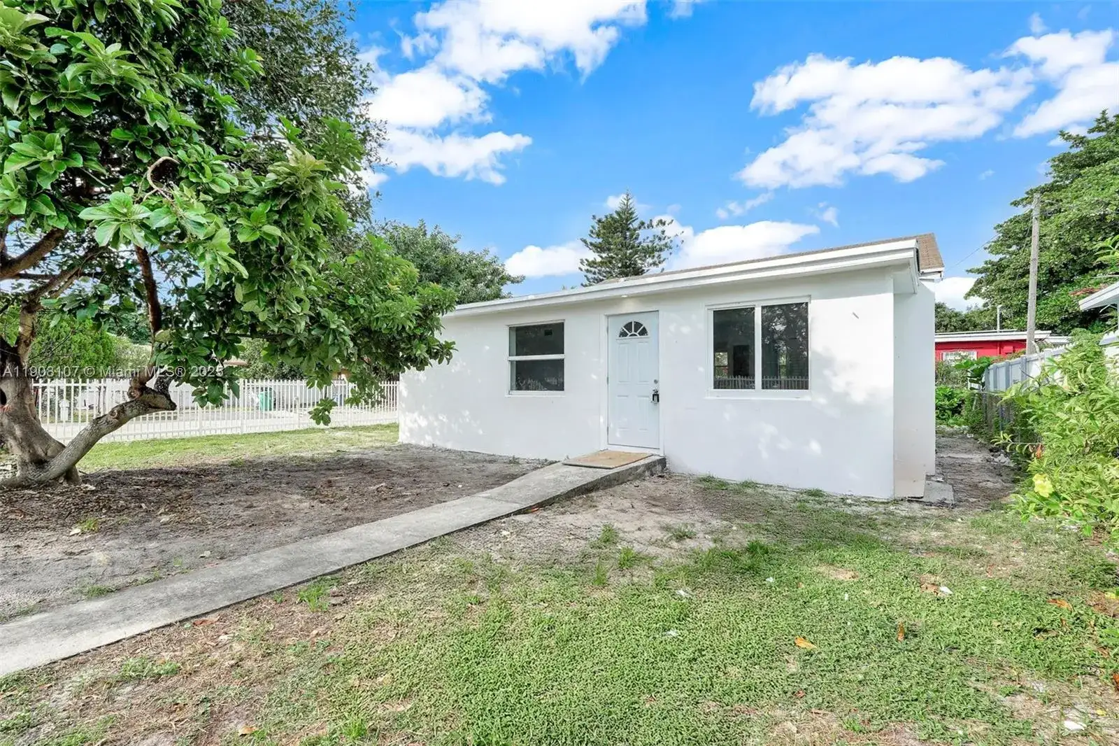 11406 NW 17th Ave, Miami FL 33167 photo 3