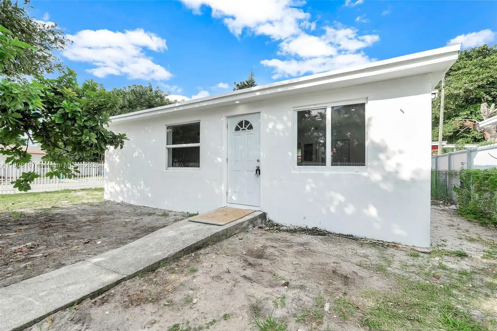 11406 NW 17th Ave, Miami FL 33167 photo 4