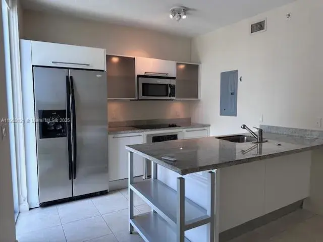 185 SW 7th St # 2300, Miami FL 33130