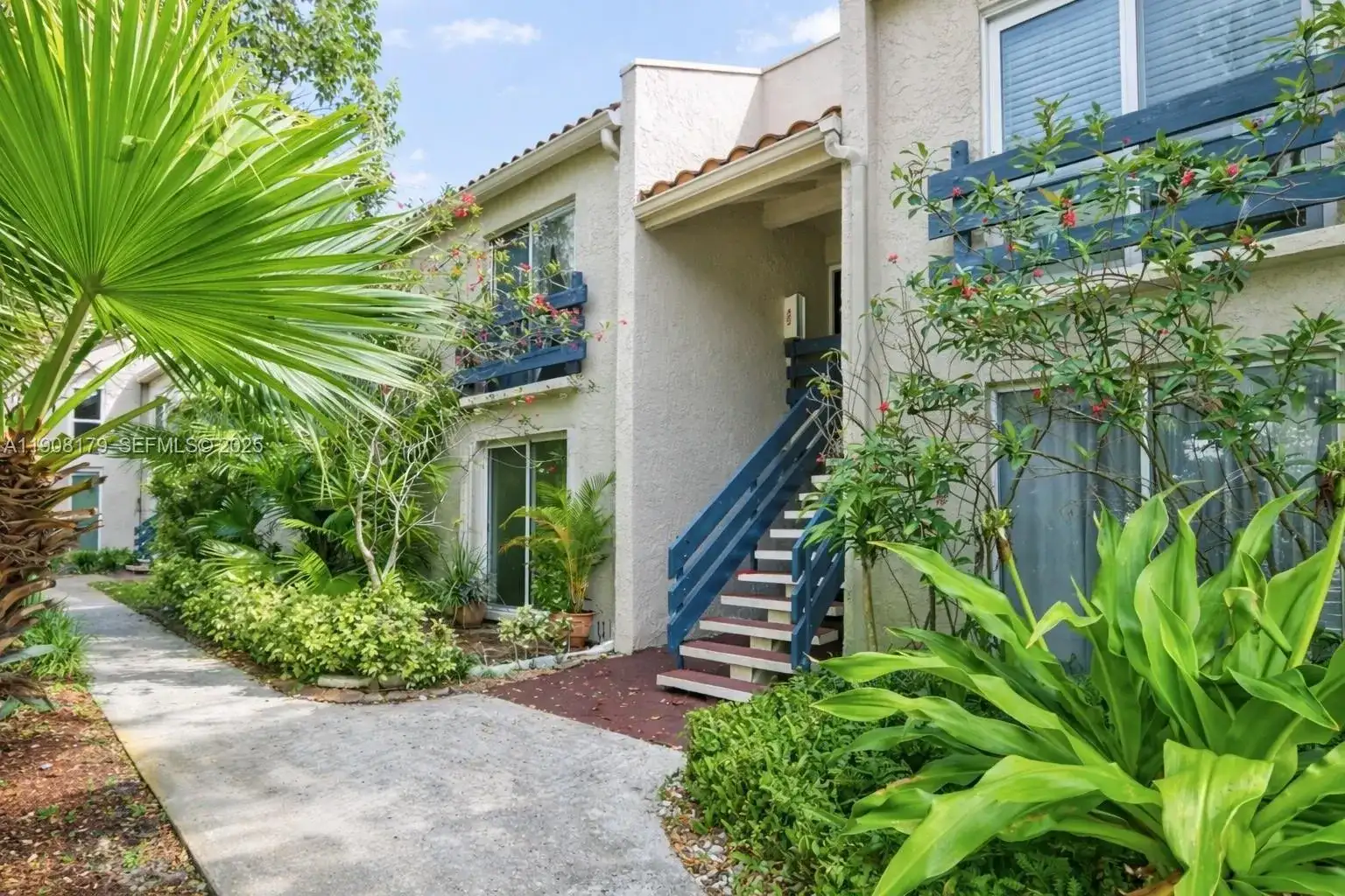 5332 NE 6th Ave # G12, Oakland Park FL 33334 photo 2