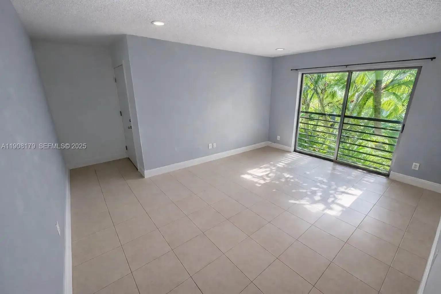 5332 NE 6th Ave # G12, Oakland Park FL 33334 photo 4