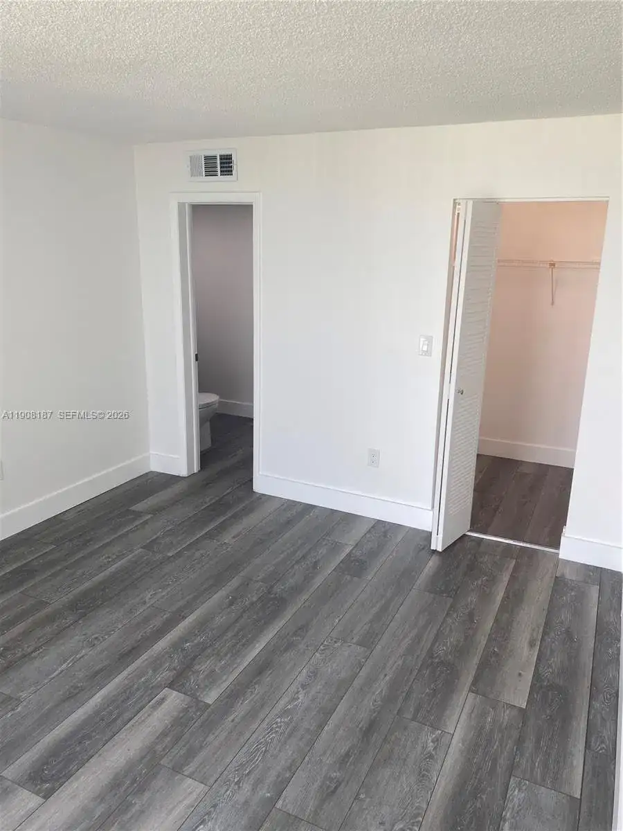 11800 SW 18th St # 4, Miami FL 33175 photo 5