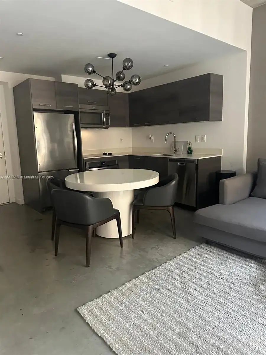 151 SE 1st St # 903, Miami FL 33131 photo 2