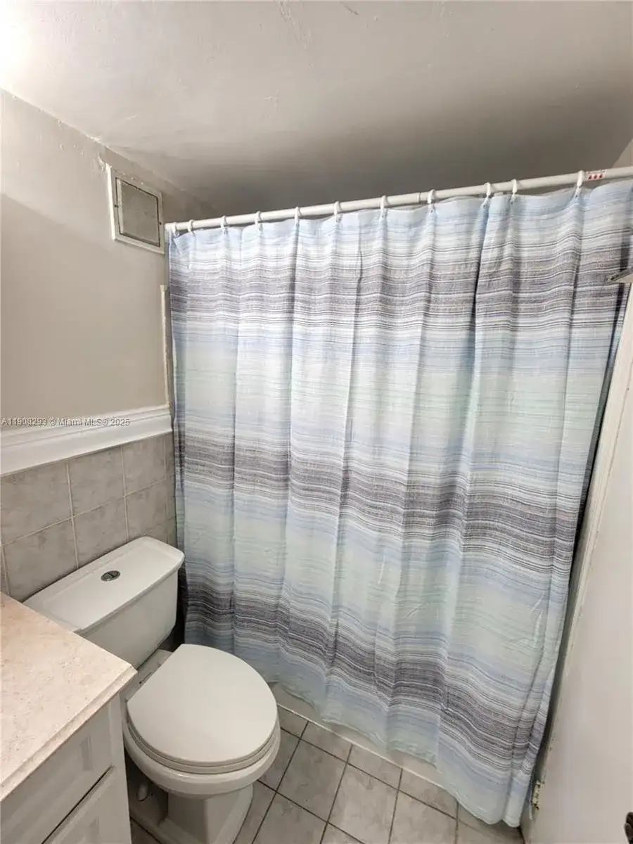 441 Collins Ave # 12A, Miami Beach FL 33139 photo 5