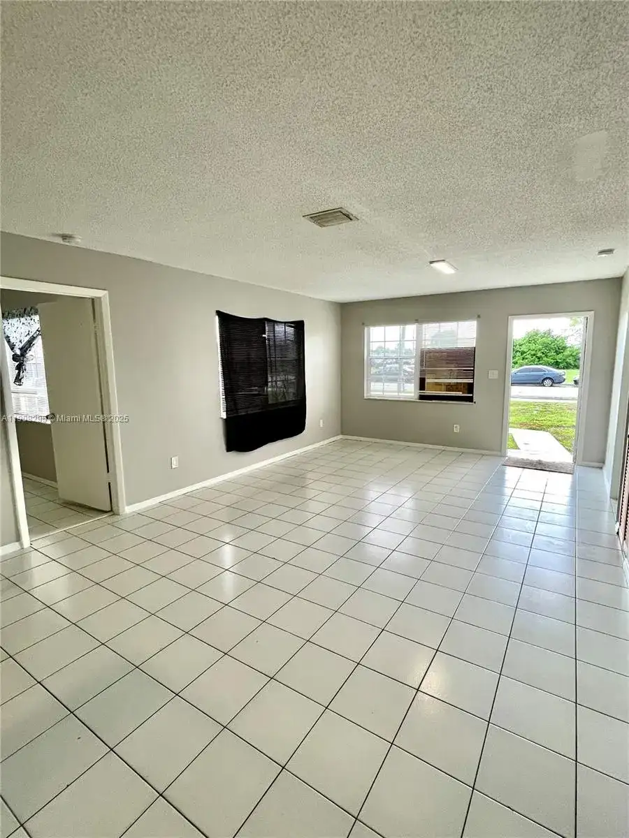 5532 SW 22nd St # 5532, West Park FL 33023 photo 5