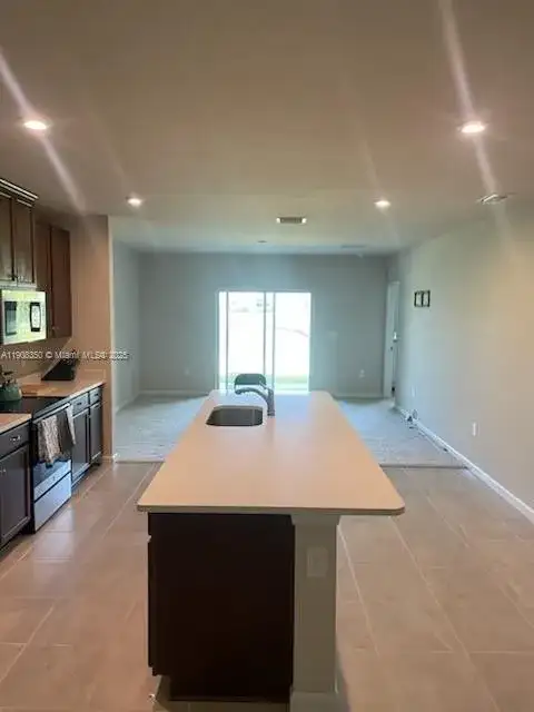 9509 SW Libertas Way, Port St. Lucie FL 34987 photo 3