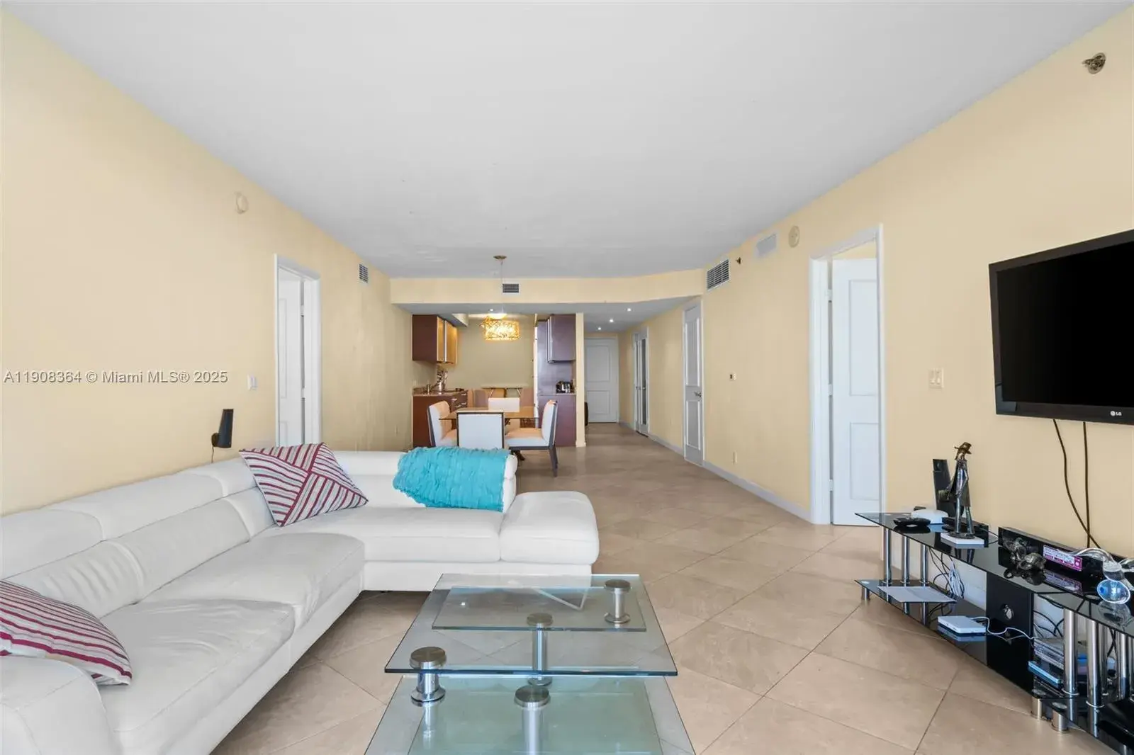 1800 S Ocean Dr # 2603, Hallandale Beach FL 33009