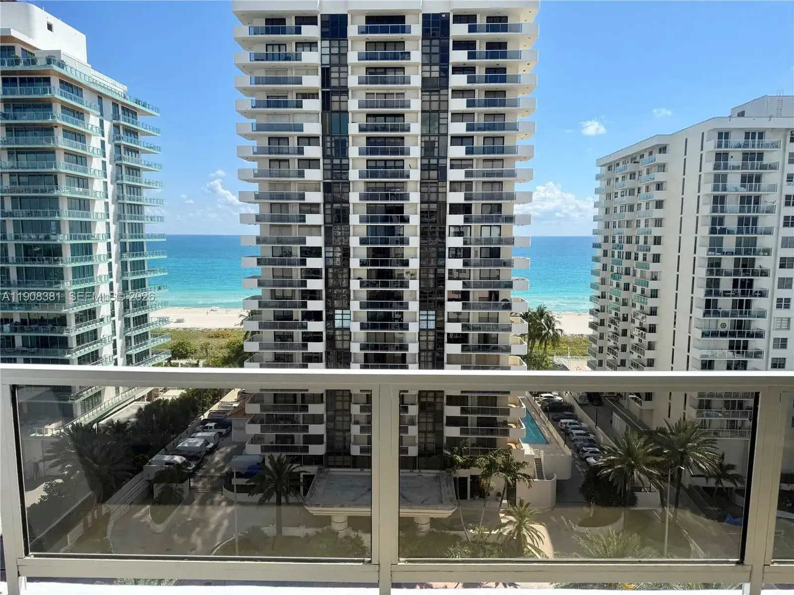1 bedroom 1 bath Residential for sale at 5700 Collins Ave # 14M, Miami Beach FL 33140