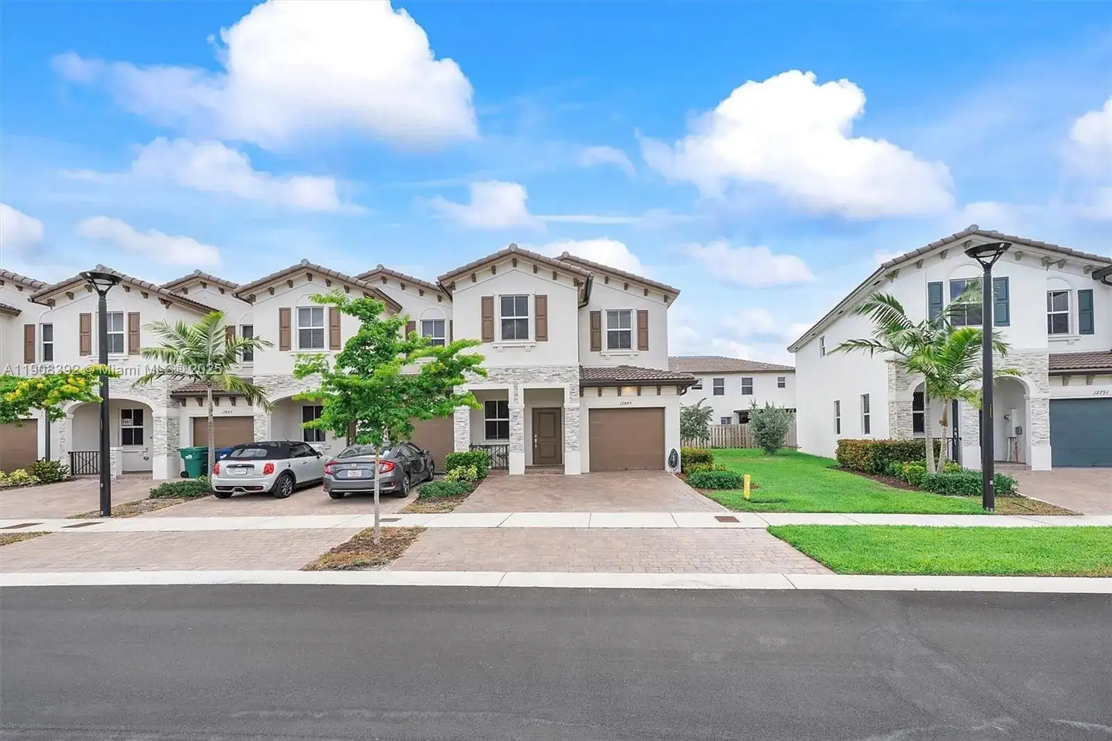 12845 NW 24th Ave, Miami FL 33167 photo 3