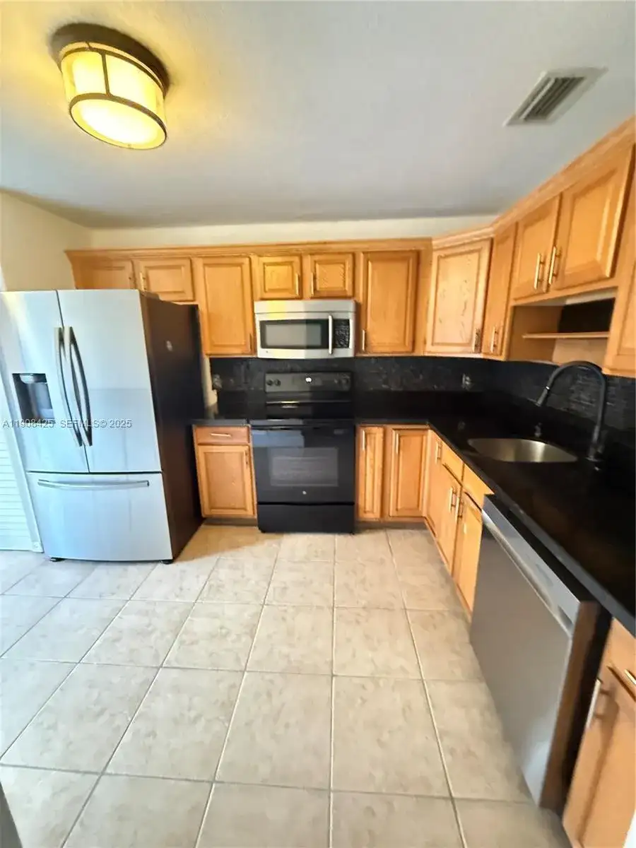 9986 Royal Palm Blvd # 9986, Coral Springs FL 33065 photo 2