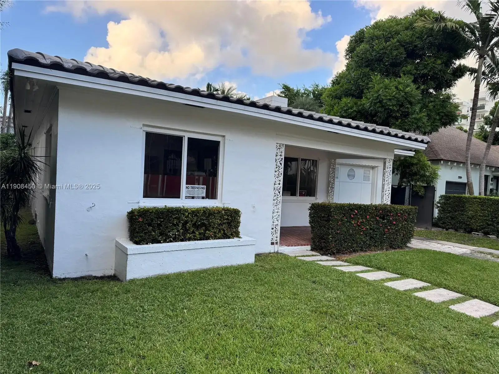 1339 Flamingo Way, Miami Beach FL 33139 photo 2