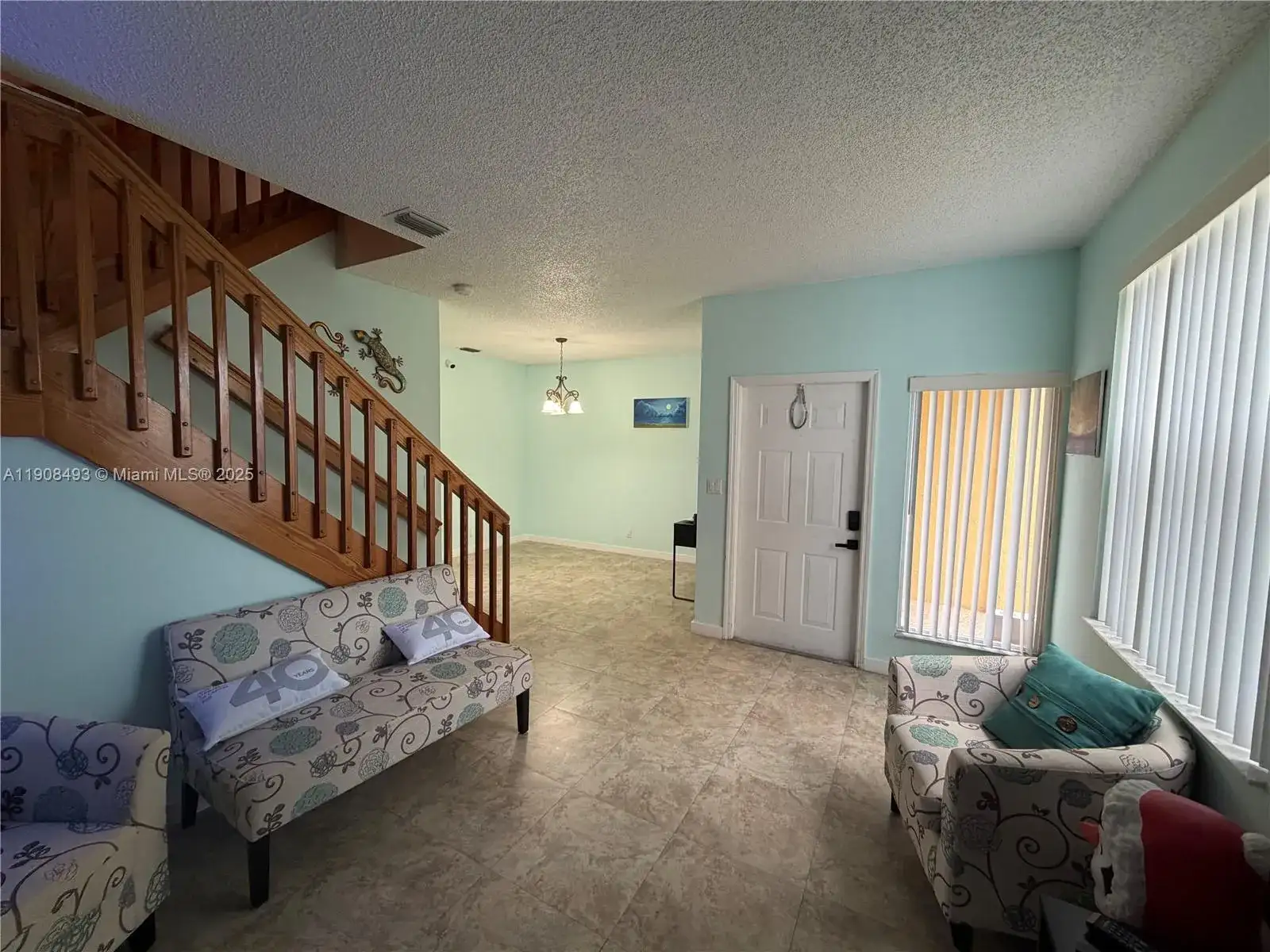 810 NE 212th Ter # 2, Miami FL 33179 photo 5