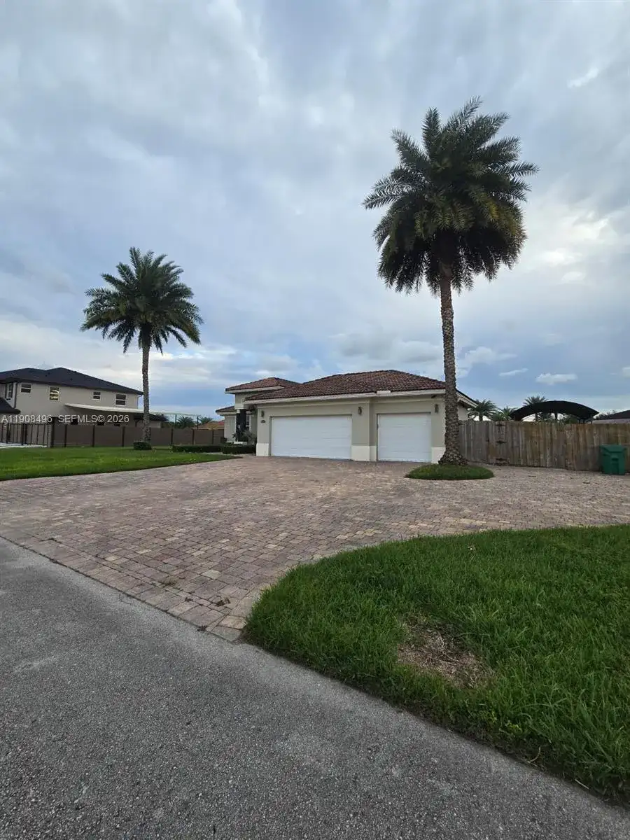 12944 SW 222nd St, Miami FL 33170 photo 5