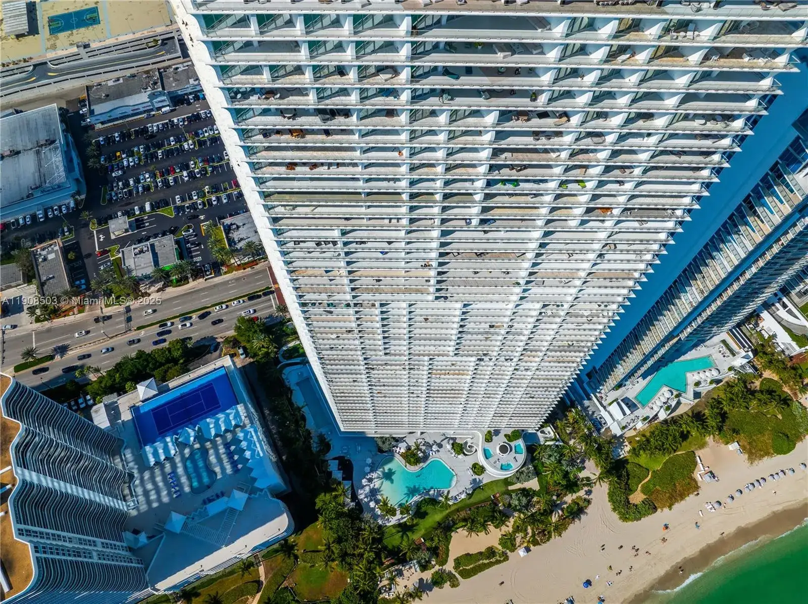 16901 Collins Ave # 2005, Sunny Isles Beach FL 33160