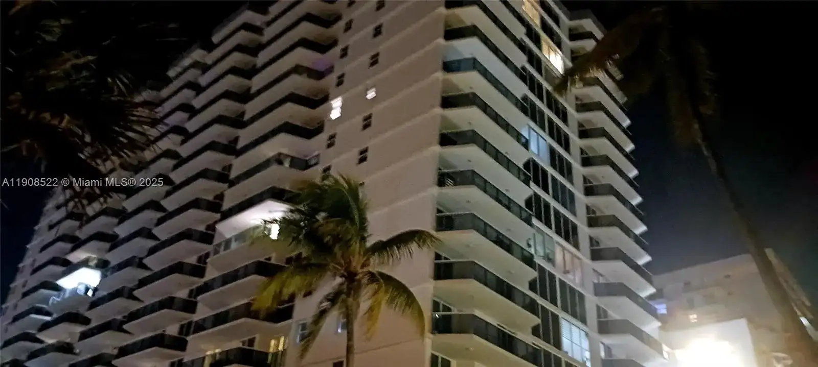 2401 Collins Ave # 1708, Miami Beach FL 33140 photo 4
