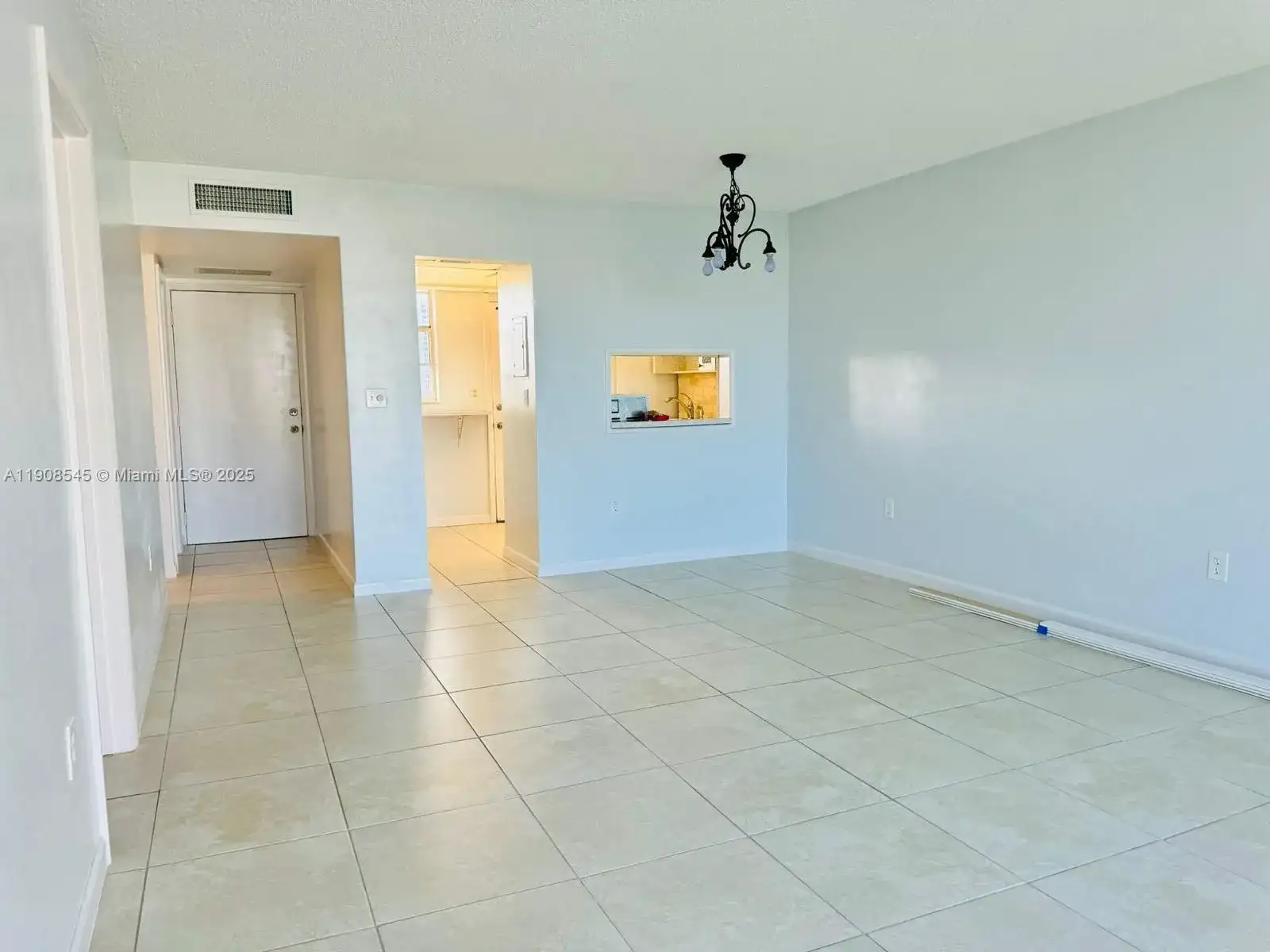 2930 Point East Dr # E512, Aventura FL 33160 photo 4