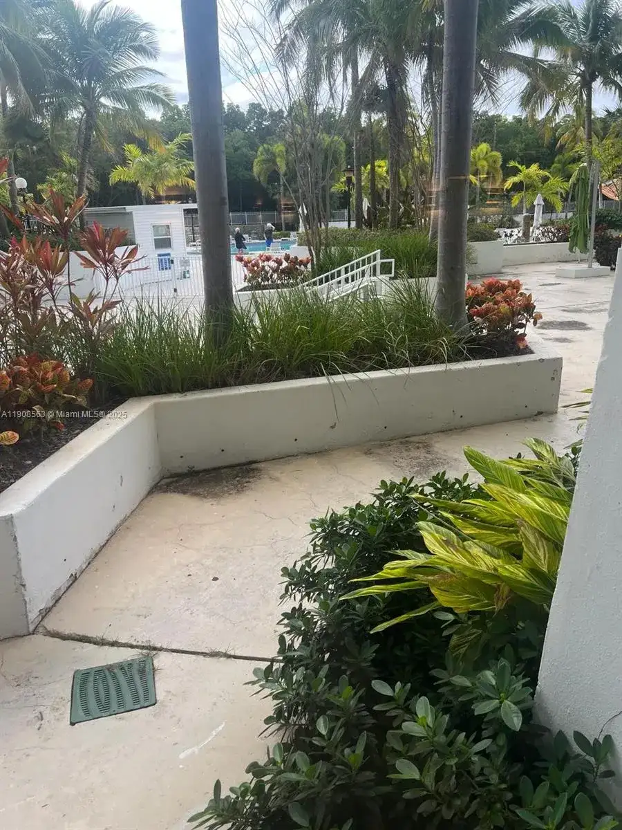 100 Bayview Dr # 227, Sunny Isles Beach FL 33160 photo 5