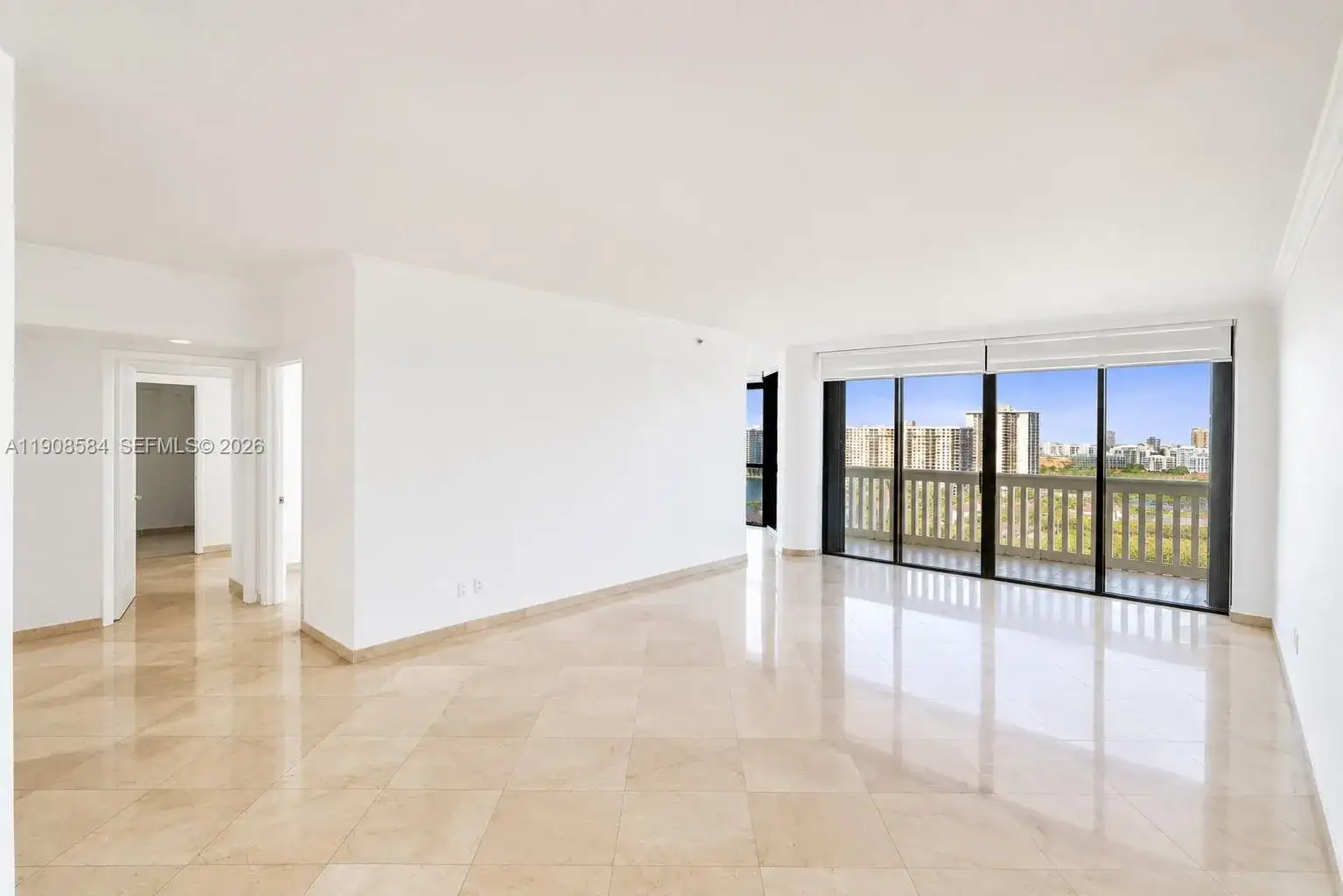 2000 Island Blvd # 1710, Aventura FL 33160 photo 5
