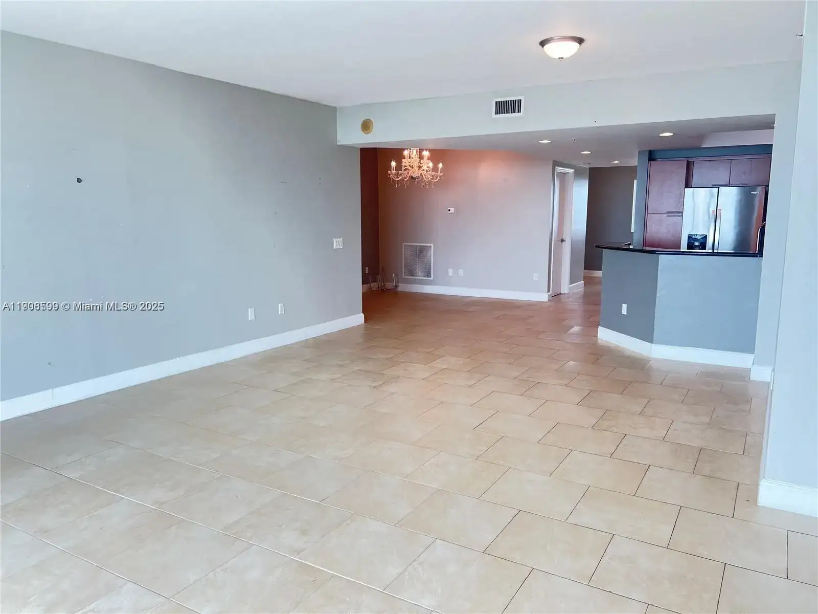 15051 Royal Oaks Ln # 2301, North Miami FL 33181 photo 5