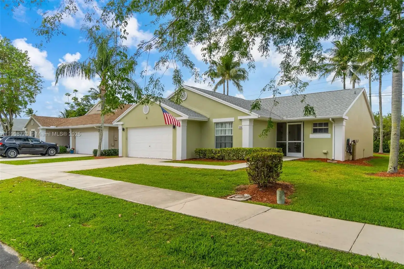 2590 SE 7th Pl, Homestead FL 33033 photo 3
